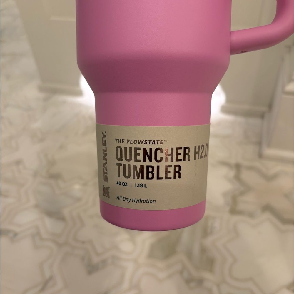 Stanley Lilac Pink Insulated 40 oz. Tumbler - Picture 2 of 4